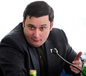 Александр Хинштейн. Мы предлагаем не срывать яблоки по одному и носить их, а складывать их в корзину