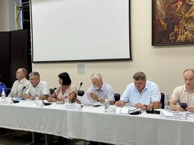 Севастопольские депутаты обсудили с бизнесом последствия отключений электроэнергии и проблем с топливом