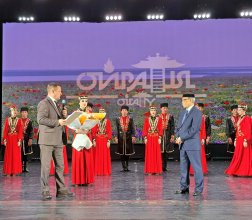 Спикер парламента Калмыкии Артем Михайлов: «Ойраты» — это золотой фонд Калмыкии