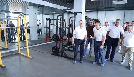 В фокусе внимания депутатов ЗСК — социальные объекты Павловского района: от бассейна до детской поликлиники
