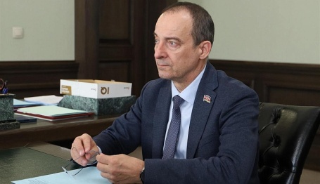 «Экономика, кадры и набережная:  спикер ЗСК Юрий Бурлачко обсудил с новым главой Брюховецкого района точки роста»