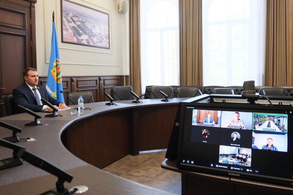 Дебатный турнир молодежных парламентов: высокий уровень подготовки и живой интерес к политической повестке
