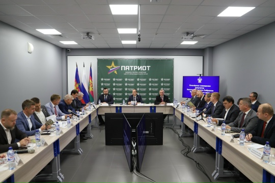На Кубани усилят контроль за реализацией программы начальной военной подготовки старшеклассников