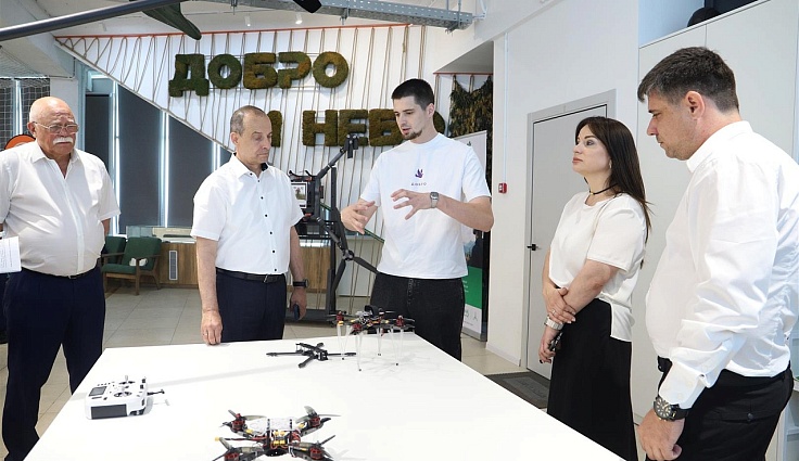 «Здесь куется экономика Кубани завтрашнего дня»: Юрий Бурлачко посетил школу операторов БПЛА