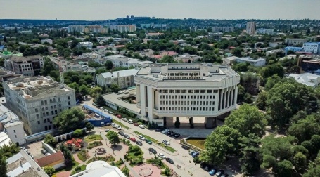 В Крыму обсудили поддержку ветеранов СВО: региональный парламент делится опытом трудоустройства