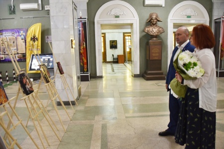 Спикер севастопольского парламента оценил духовную силу выставки «Броня веры»